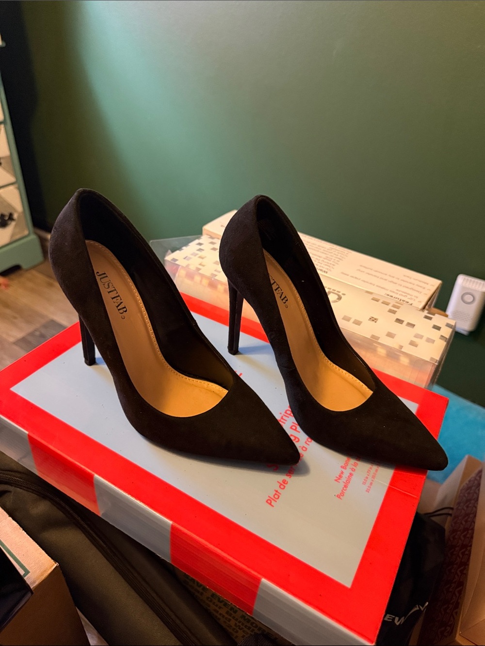 JustFab Black Pointed Toe Stiletto Pumps